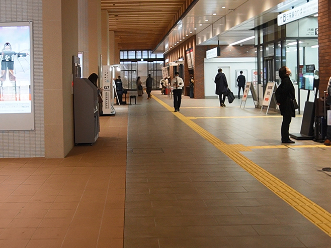 長崎駅コンコース